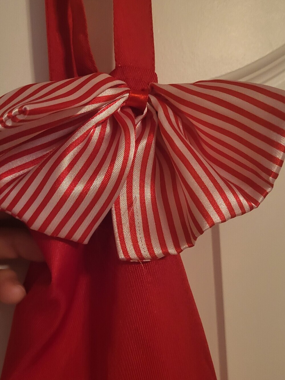 Red Ruffled Polka Dot Apron - Picture 3 of 5